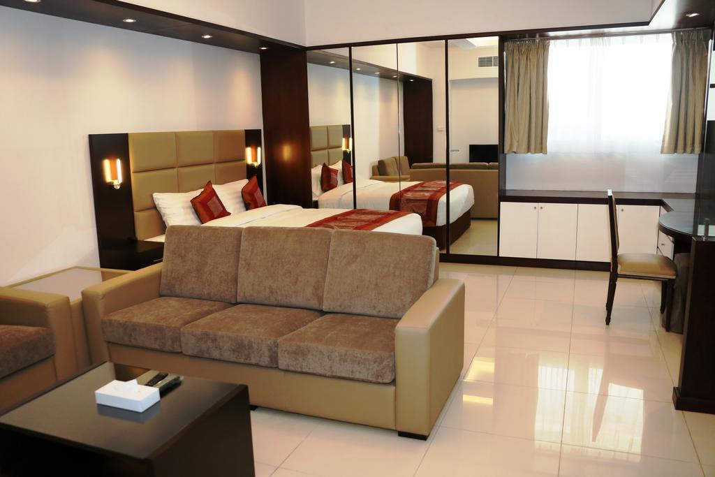Al Faris 1 Hotel Apartments Dubaj Zewnętrze zdjęcie